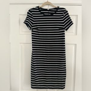 Old Navy Black and Whited Striped Fitted Shift Dress, Size small